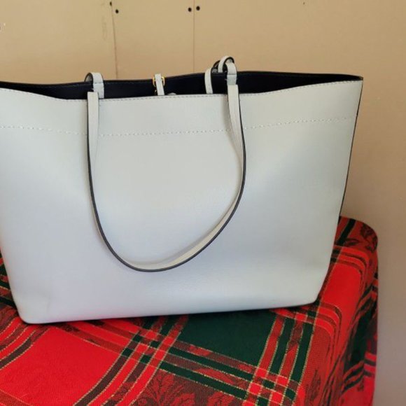Tory Burch McGraw Tote - Picture 2 of 5